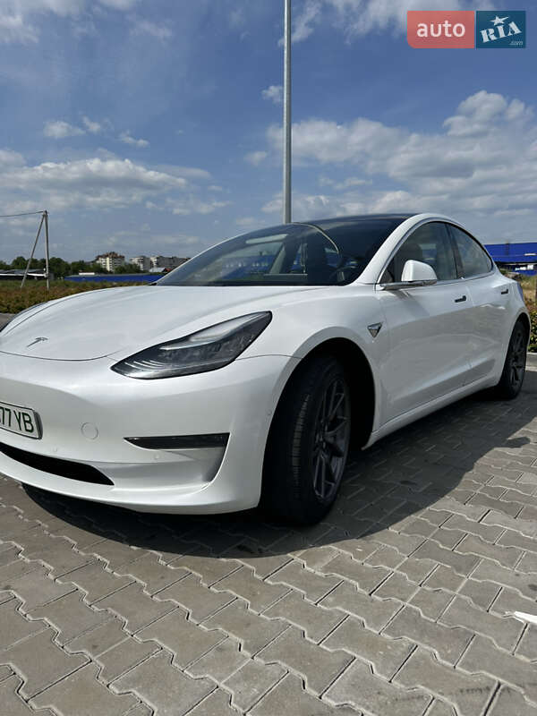 Седан Tesla Model 3 2019 в Львове фото 5 Седан Tesla Model 3 2019 в Львове