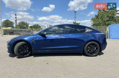Седан Tesla Model 3 2019 в 