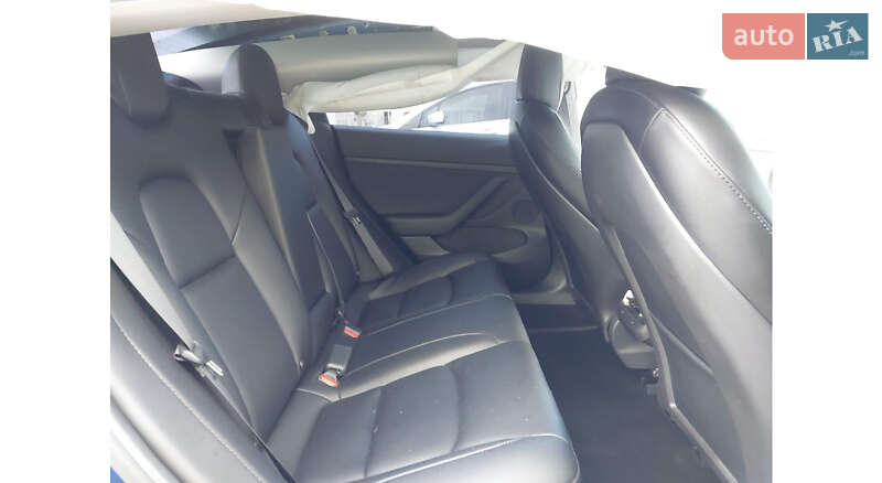 Седан Tesla Model 3 2021 в Черкассах фото 8 Седан Tesla Model 3 2021 в Черкассах