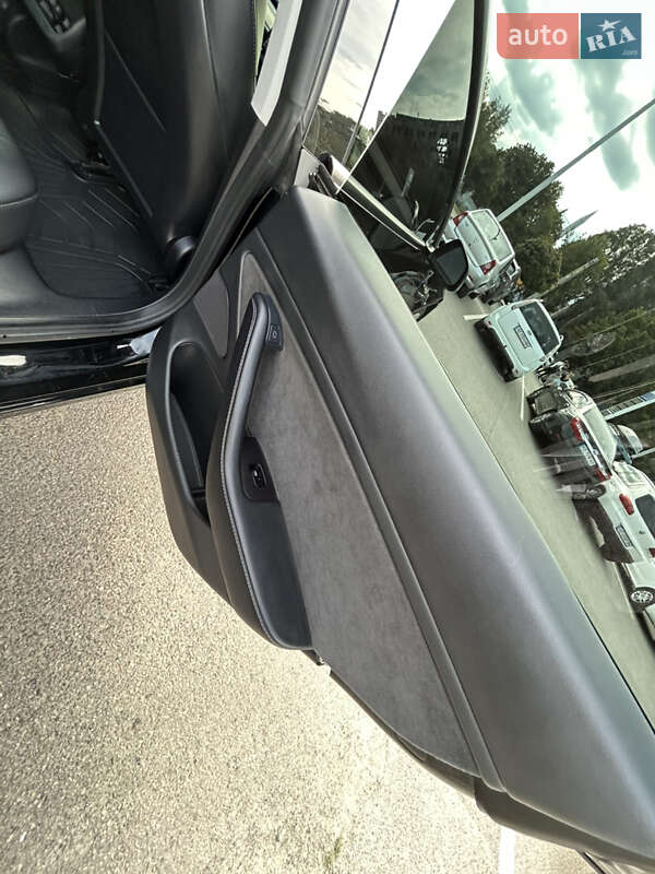 Седан Tesla Model 3 2021 в Дніпрі