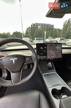 Седан Tesla Model 3 2021 в Дніпрі