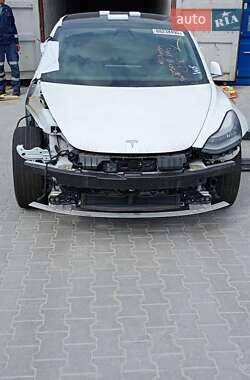 Седан Tesla Model 3 2019 в 