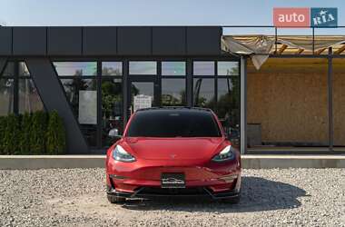 Седан Tesla Model 3 2021 в 