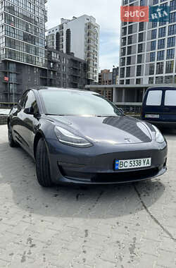 Седан Tesla Model 3 2019 в Львове