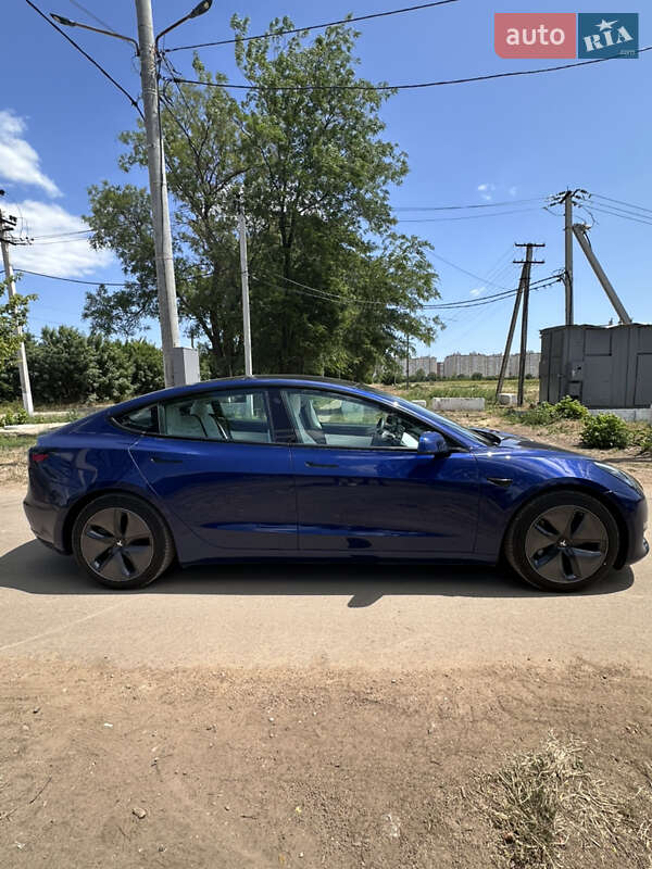 Седан Tesla Model 3 2020 в Одессе