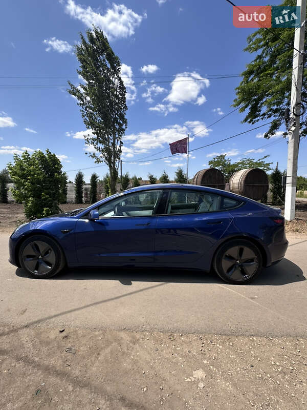 Седан Tesla Model 3 2020 в Одессе