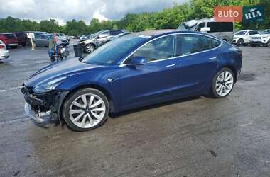 Tesla Model 3 2019