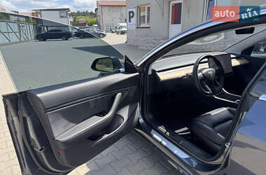 Седан Tesla Model 3 2018 в 