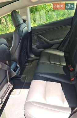 Седан Tesla Model 3 2018 в 