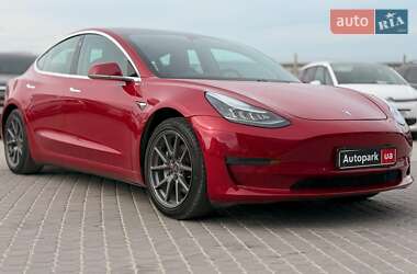 Седан Tesla Model 3 2019 в 