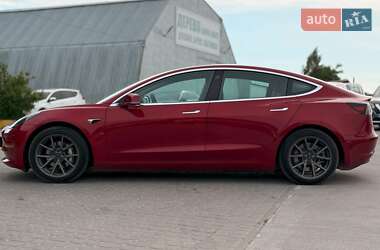 Седан Tesla Model 3 2019 в 