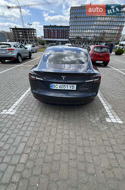 Седан Tesla Model 3 2018 в 