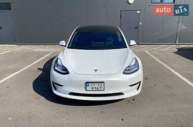 Седан Tesla Model 3 2018 в 