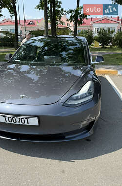 Седан Tesla Model 3 2018 в 