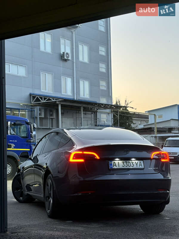 Седан Tesla Model 3 2023 в Белой Церкви