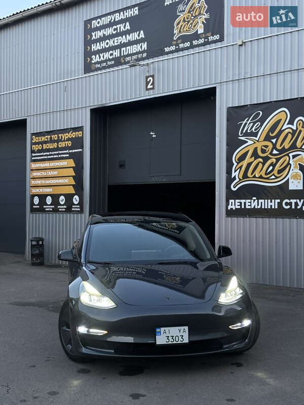 Седан Tesla Model 3 2023 в Белой Церкви