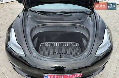 Седан Tesla Model 3 2019 в 
