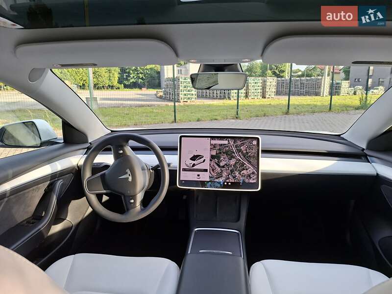 Седан Tesla Model 3 2021 в Львове фото 16 Седан Tesla Model 3 2021 в Львове