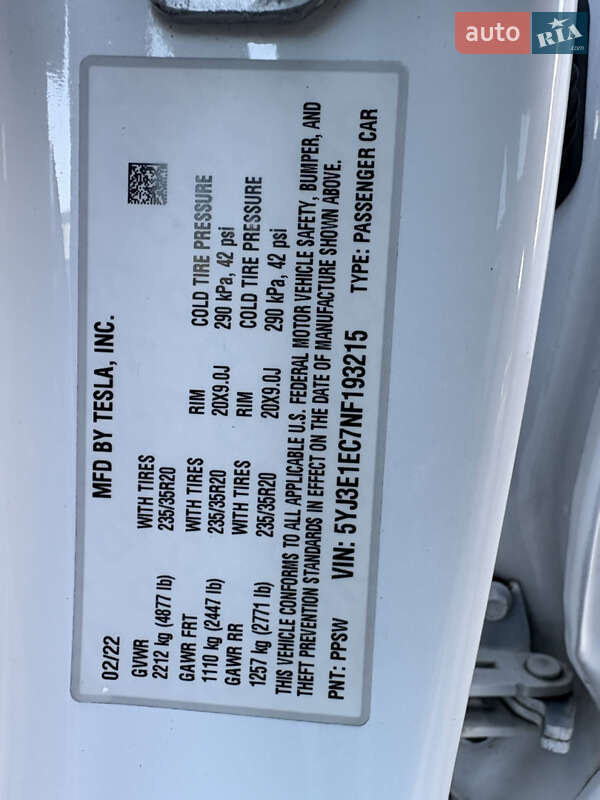 Седан Tesla Model 3 2022 в Києві