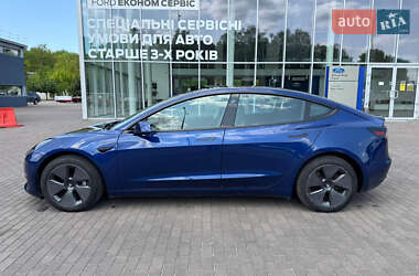 Седан Tesla Model 3 2020 в 