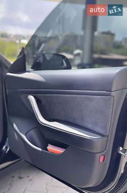 Седан Tesla Model 3 2018 в 
