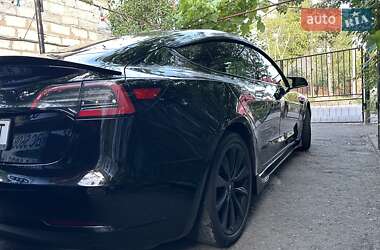 Седан Tesla Model 3 2018 в 