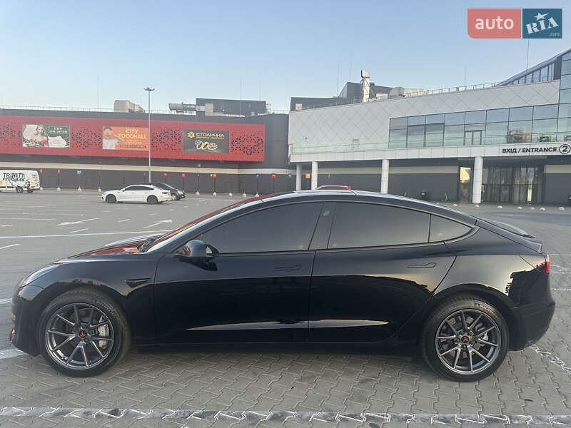 Седан Tesla Model 3 2022 в Києві фото 3 Седан Tesla Model 3 2022 в Києві