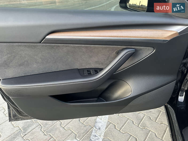 Седан Tesla Model 3 2022 в Києві фото 13 Седан Tesla Model 3 2022 в Києві