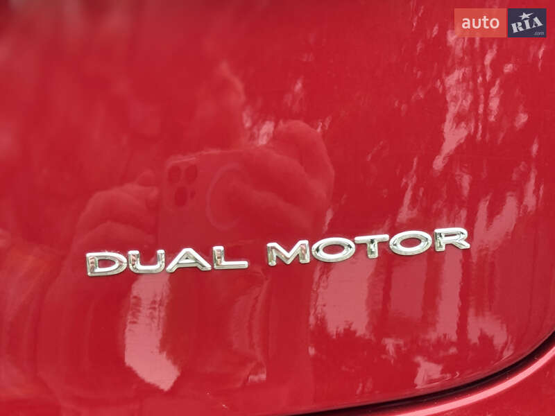 Седан Tesla Model 3 2020 в Коломые
