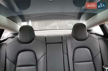 Седан Tesla Model 3 2018 в 