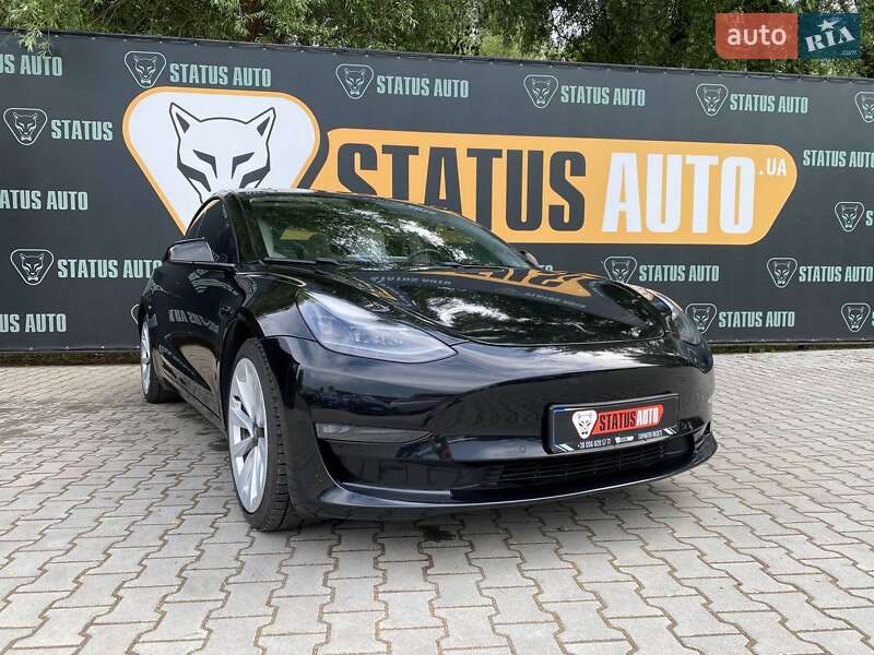 Tesla Model 3 2021