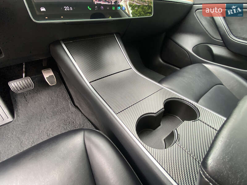 Седан Tesla Model 3 2018 в Хмельницком