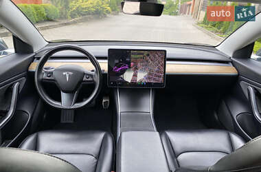 Седан Tesla Model 3 2018 в 