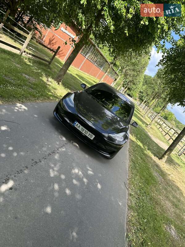 Седан Tesla Model 3 2018 в 