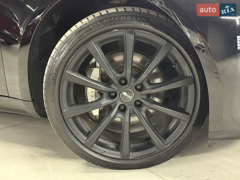 Седан Tesla Model 3 2019 в Владимире