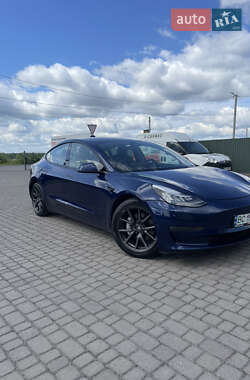 Седан Tesla Model 3 2018 в Львове
