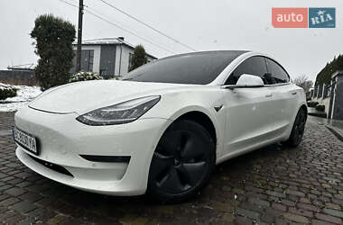 Седан Tesla Model 3 2019 в 
