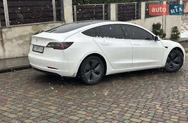 Седан Tesla Model 3 2019 в 