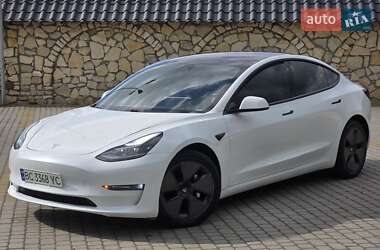 Седан Tesla Model 3 2021 в 