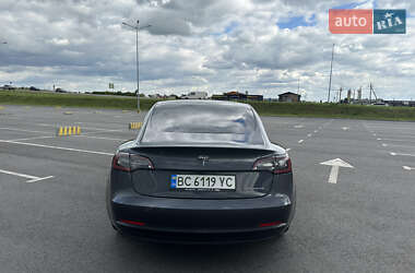 Седан Tesla Model 3 2018 в 