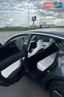 Седан Tesla Model 3 2018 в 