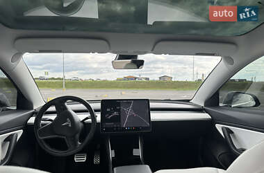 Седан Tesla Model 3 2018 в 