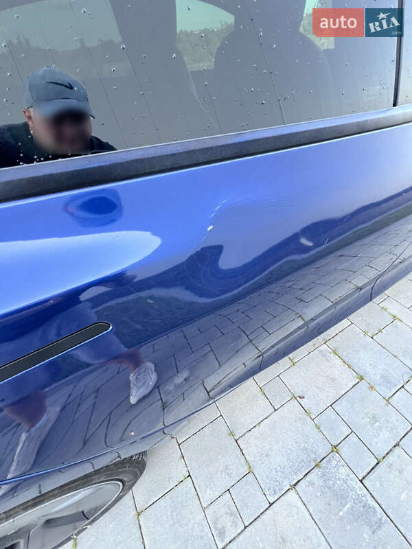 Седан Tesla Model 3 2021 в Здолбунове
