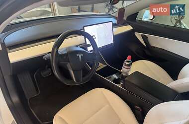 Седан Tesla Model 3 2018 в 