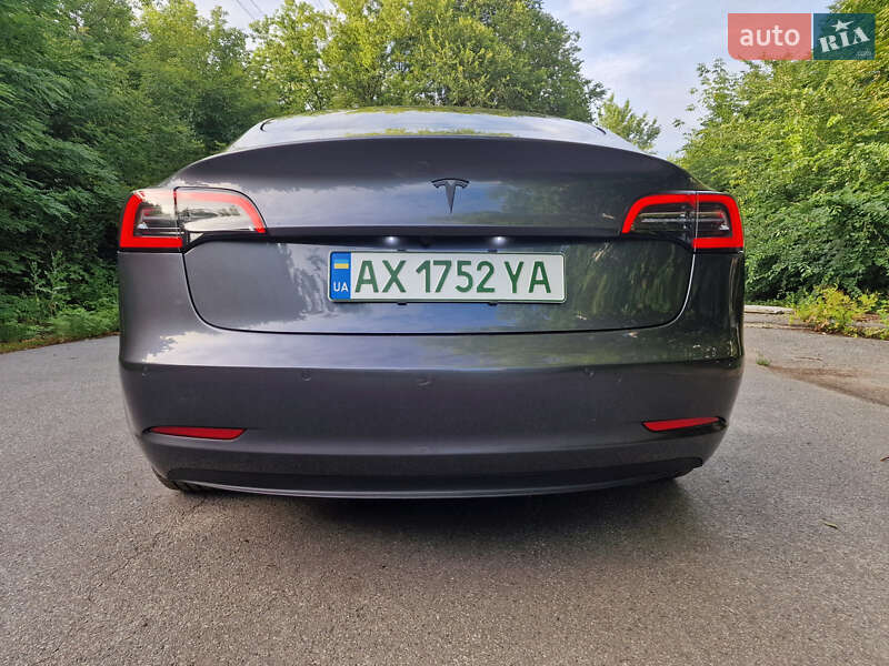 Седан Tesla Model 3 2021 в Харькове