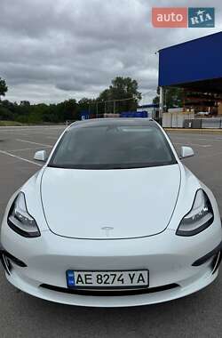 Седан Tesla Model 3 2019 в 