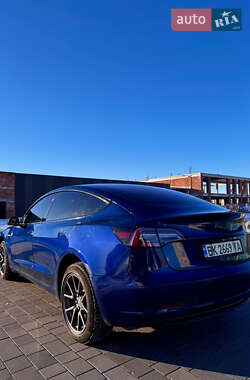 Седан Tesla Model 3 2018 в 