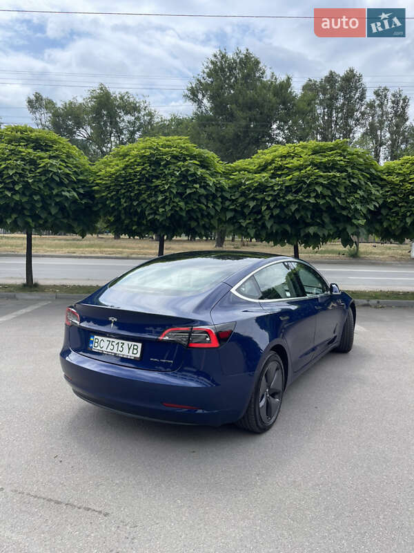 Седан Tesla Model 3 2018 в Днепре