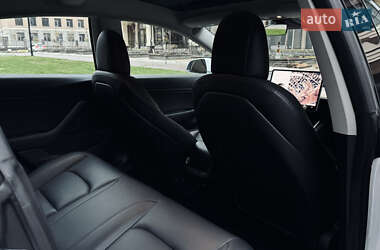 Седан Tesla Model 3 2018 в 