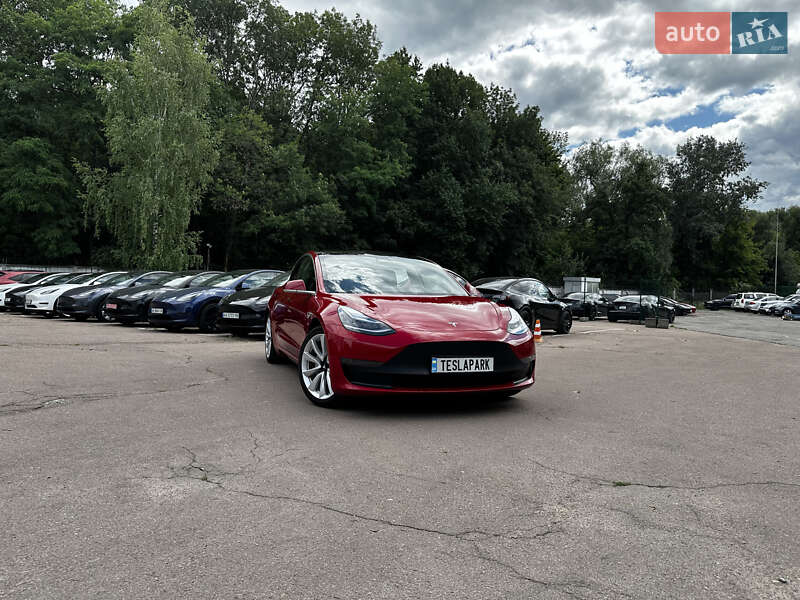 Tesla Model 3 2018